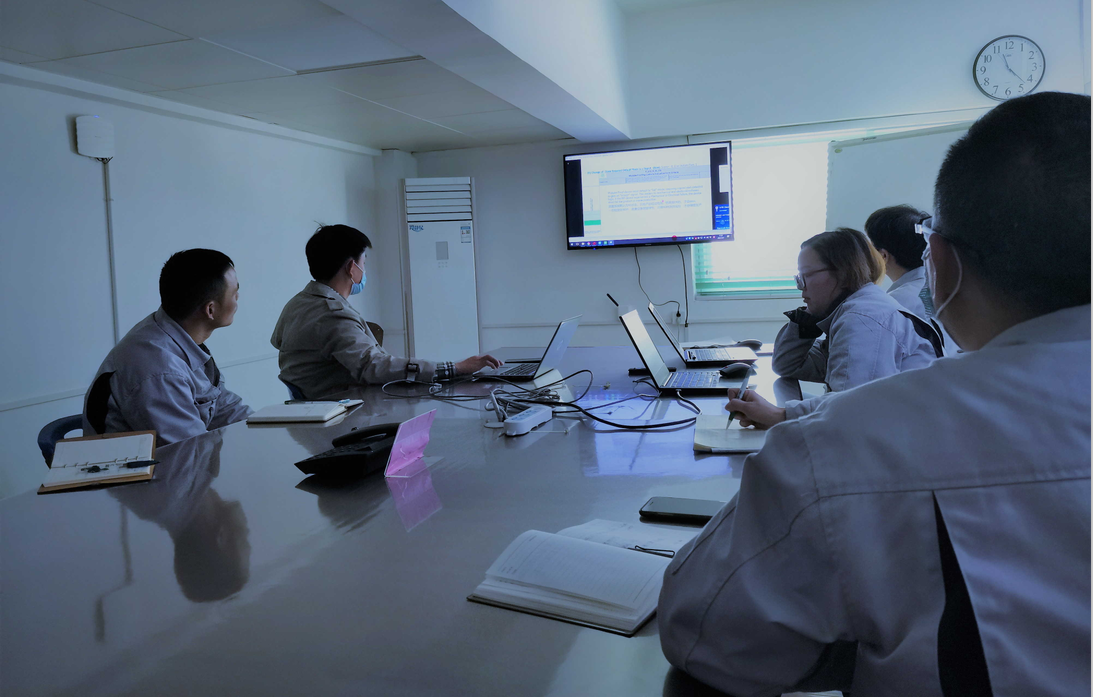 J9����|����վ����