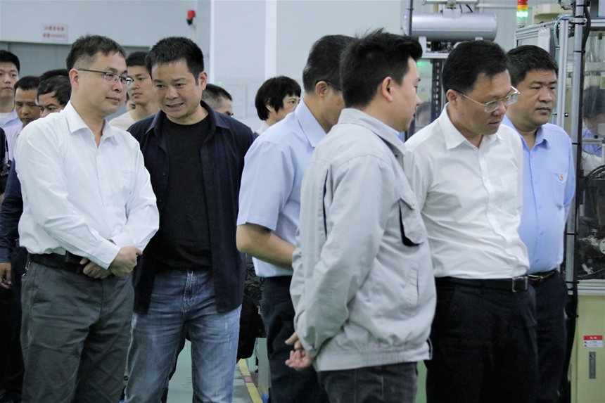 J9����|����վ����