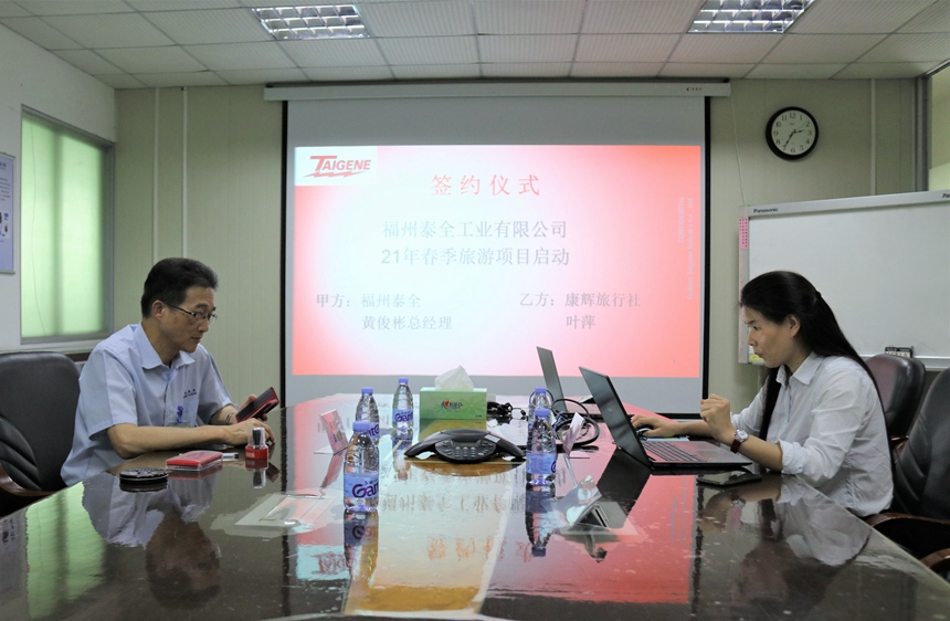 J9����|����վ����