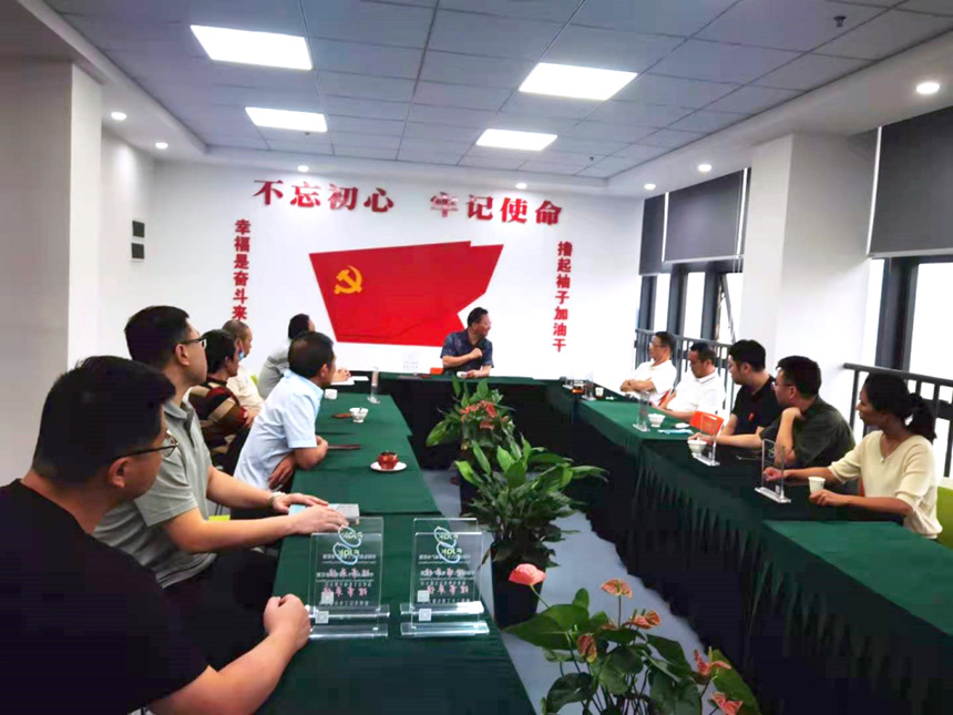 J9����|����վ����