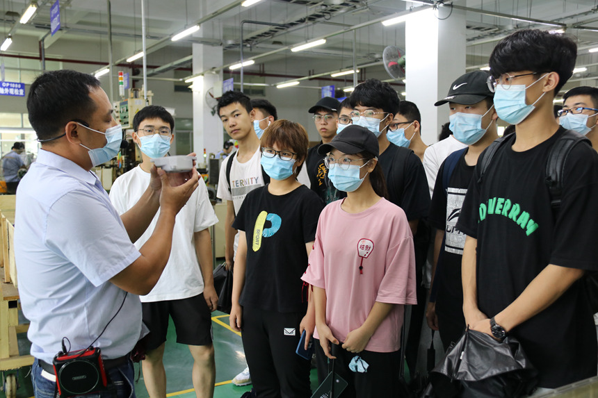 J9����|����վ����