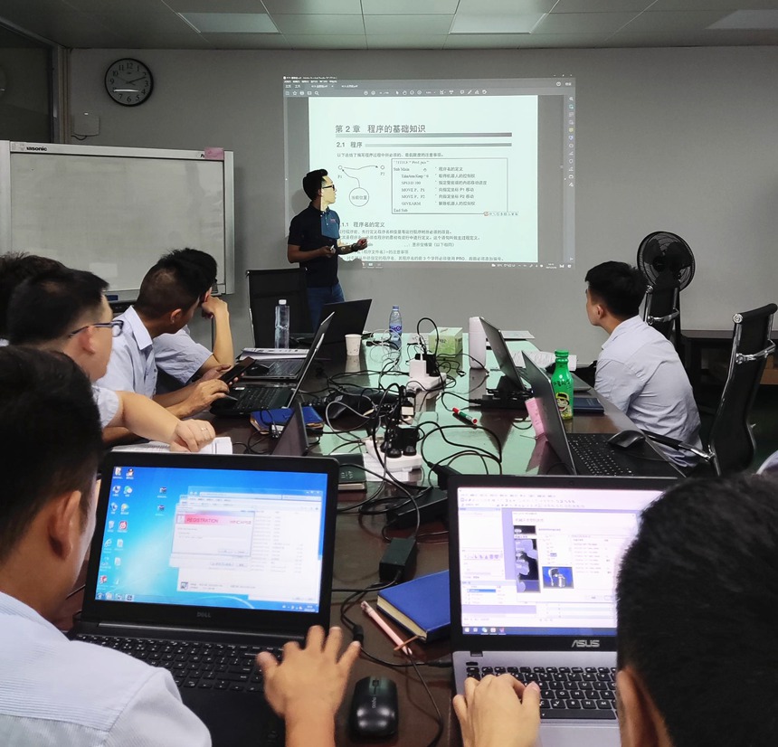 J9����|����վ����