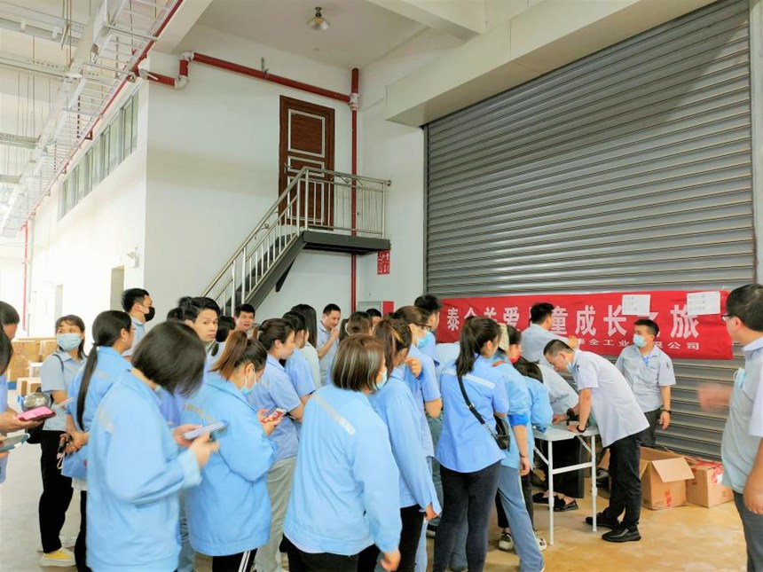 J9����|����վ����