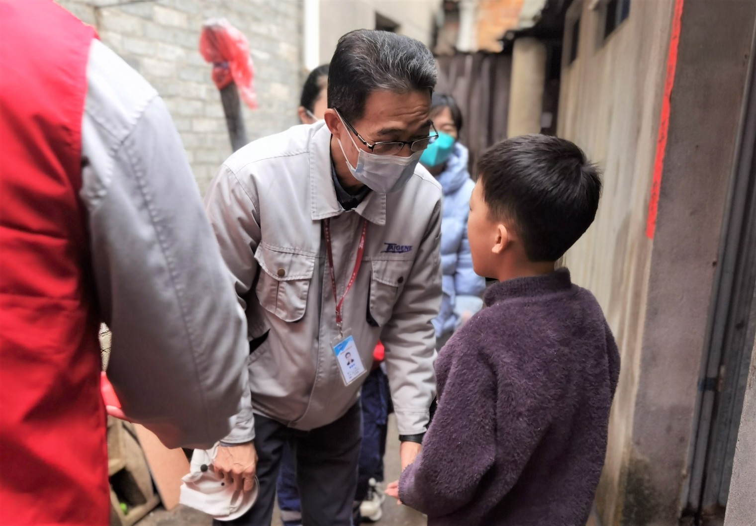 J9����|����վ����