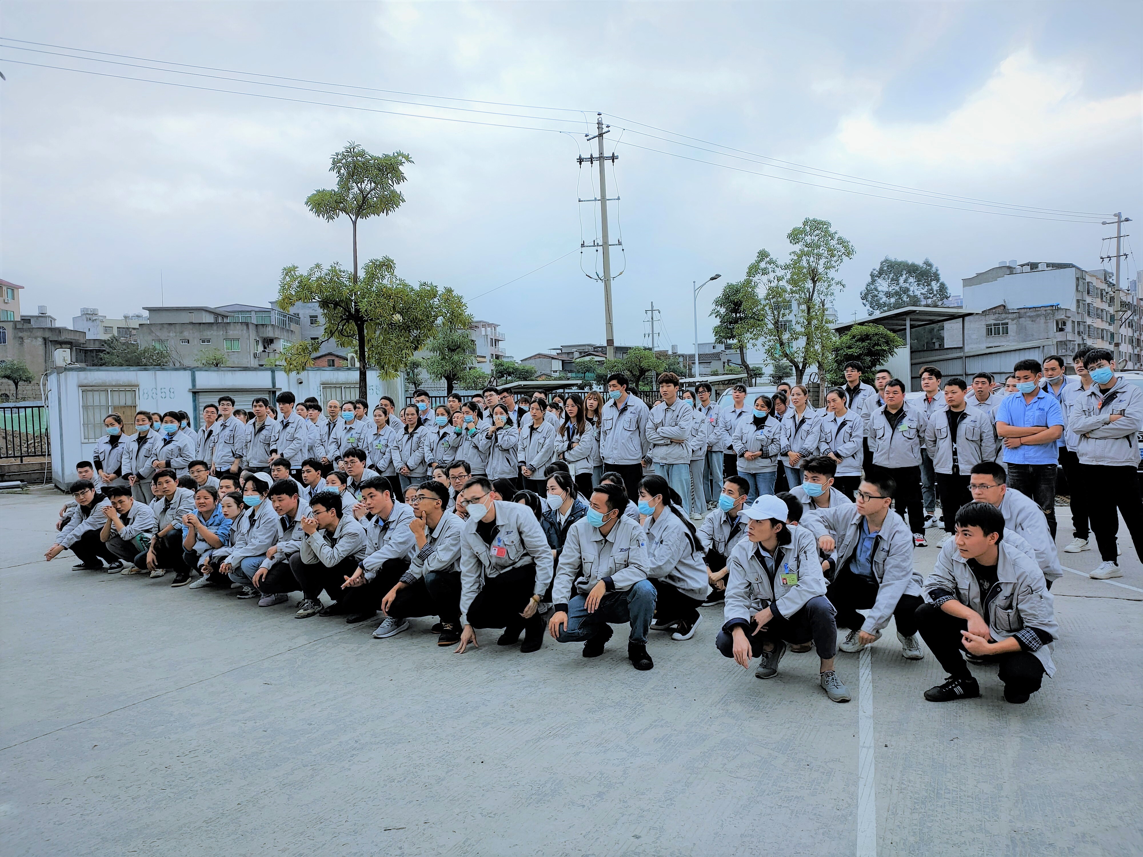 J9����|����վ����