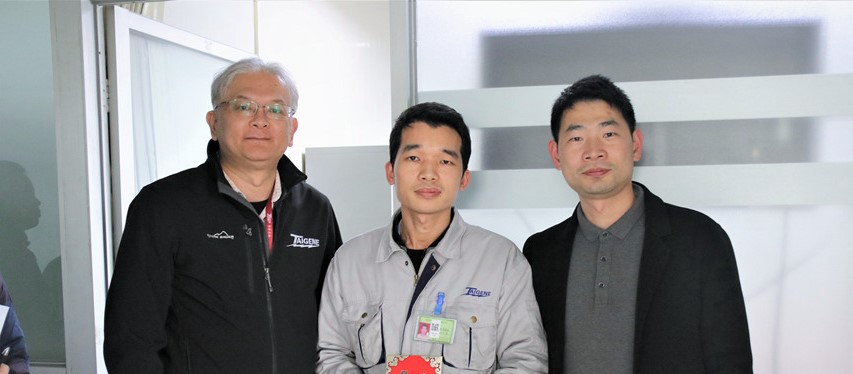 J9����|����վ����