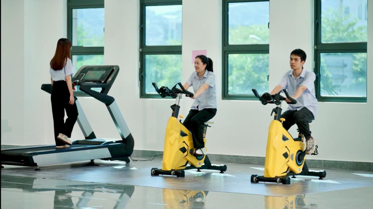 J9����|����վ����