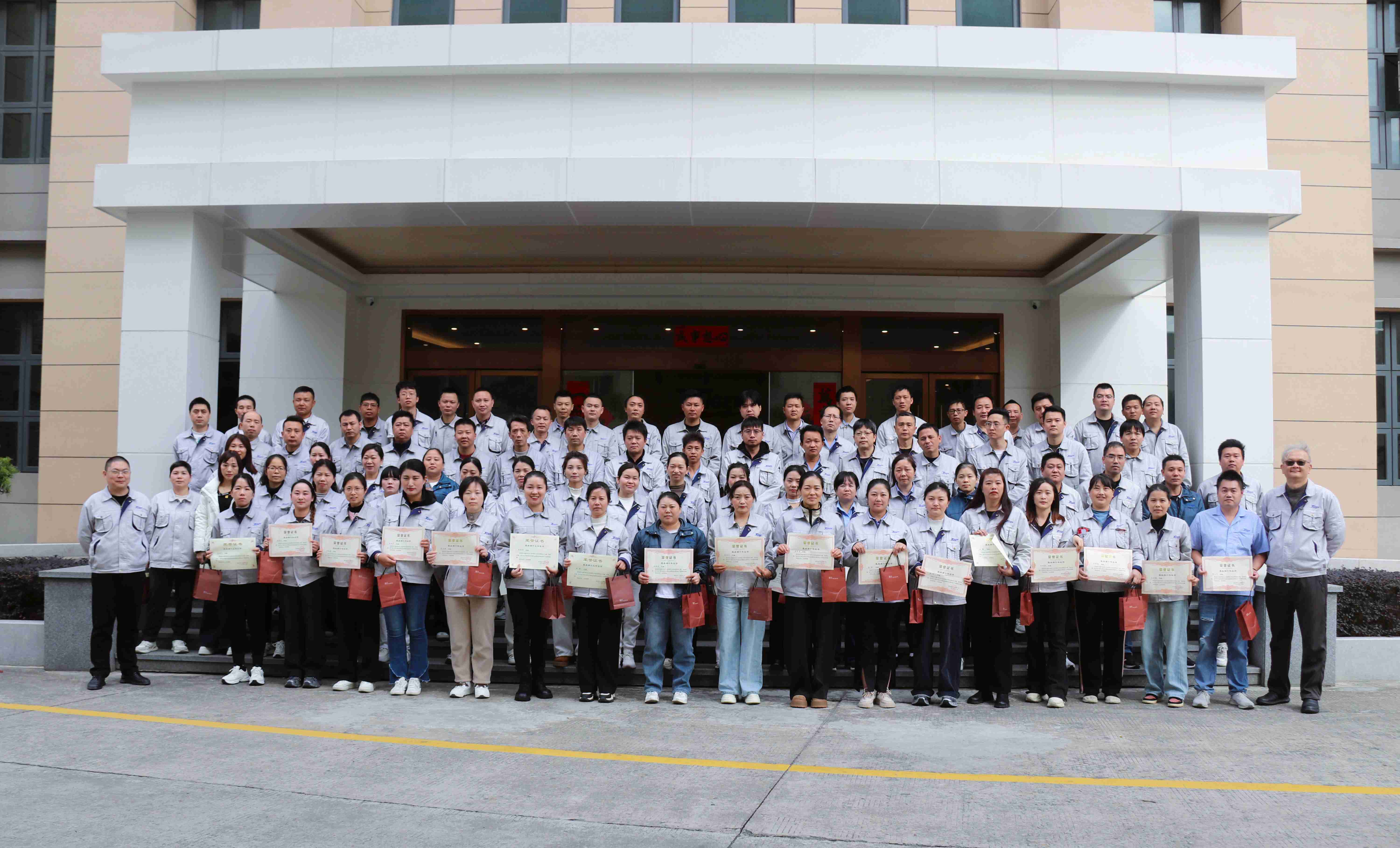 J9����|����վ����